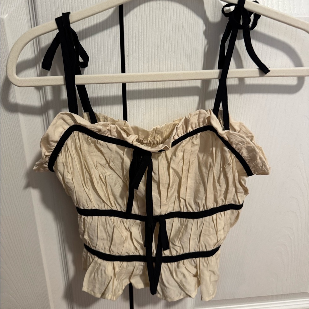 Trendy bow tank top